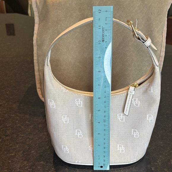 Dooney & Bourke White Hobo Bag - Picture 11 of 13